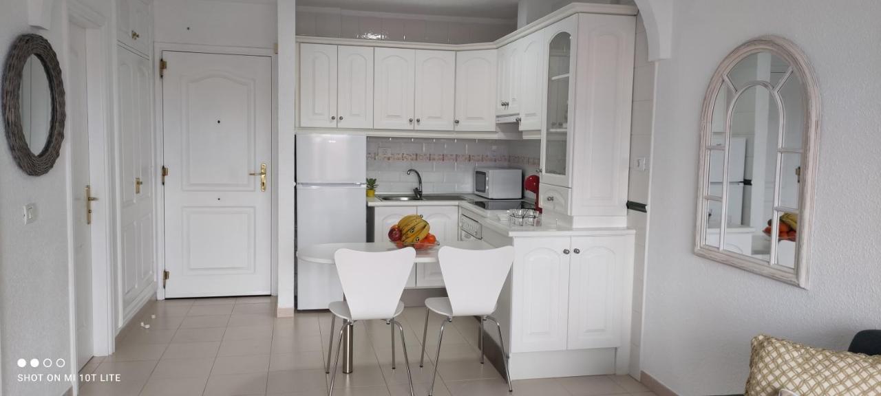 Precioso Apartamento Con Piscina Junto Al Mar Коста дел Силенцио Екстериор снимка